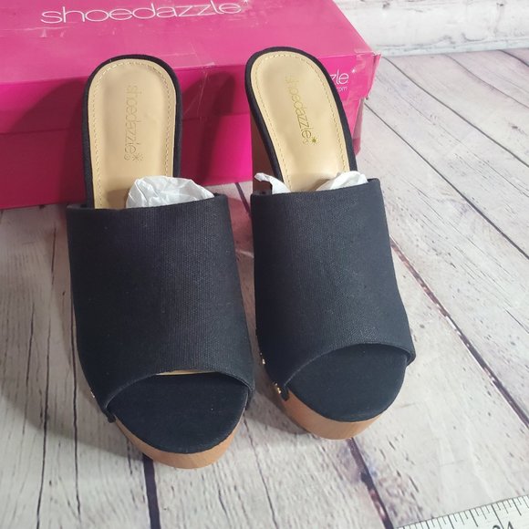 Shoe Dazzle Tarena Studded Platform Sandal - Picture 3 of 16